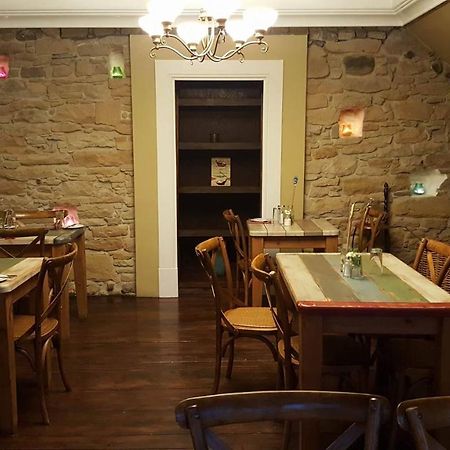 The Ship Inn Invergordon Bagian luar foto