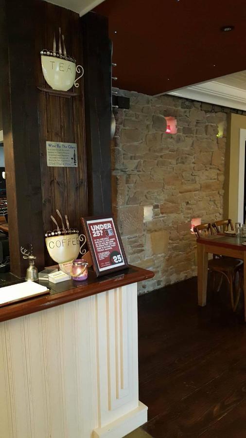 The Ship Inn Invergordon Bagian luar foto
